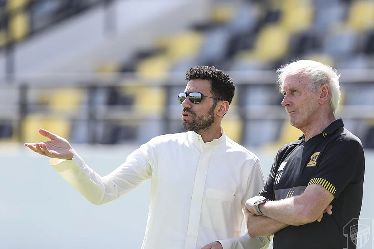 الاتحاد يقترب من تحديد هوية خليفة تين كات