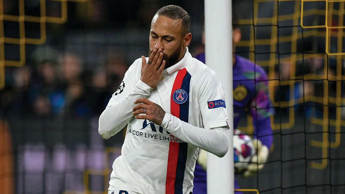 نيمار يعزز تفوقه على رونالدو ورونالدينيو بدوري أبطال أوروبا