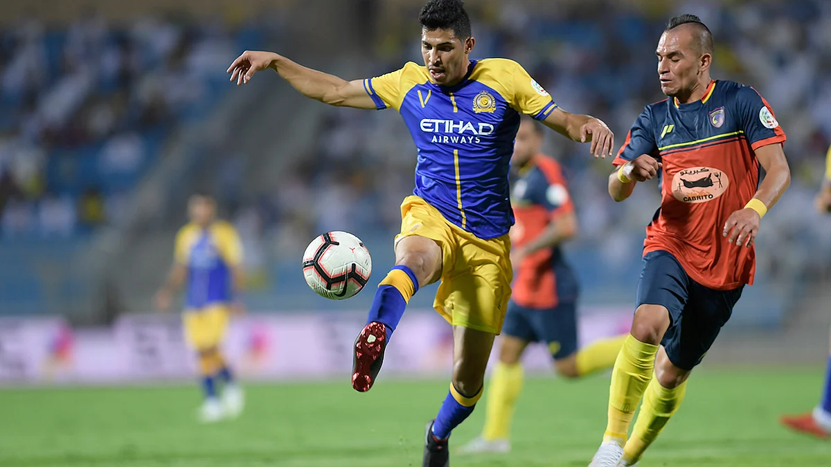 النصر يسعى للحاق بالهلال.. والحزم يحاول صعود جدول الترتيب