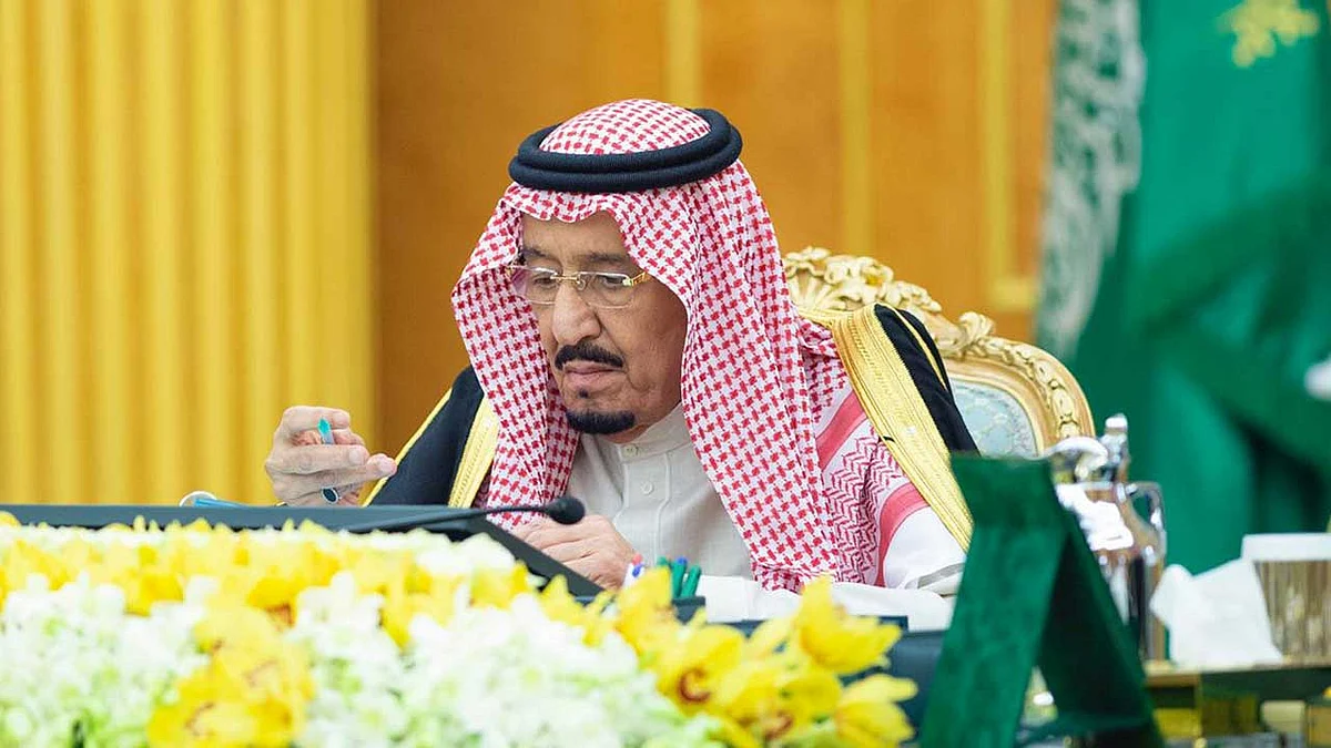 أوامر ملكية بإعفاء وتعيين وزراء.. وضم الخدمة المدنية للعمل