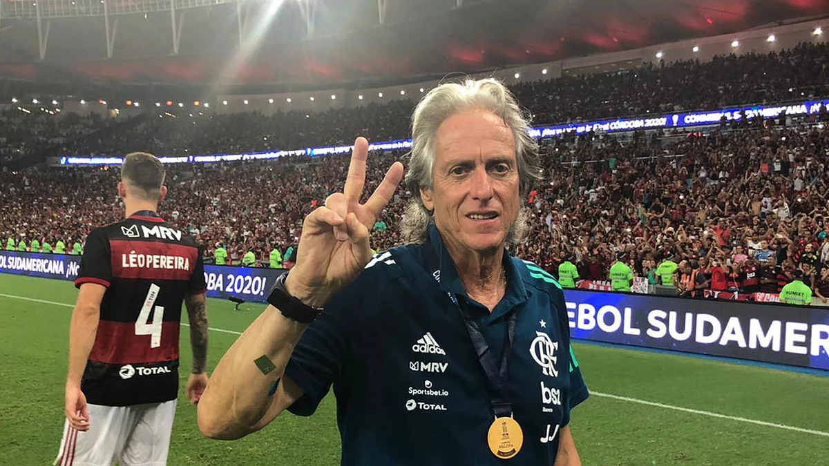 جيسوس مدرب الهلال السابق يواصل إحراز الألقاب مع فلامنجو البرازيلي