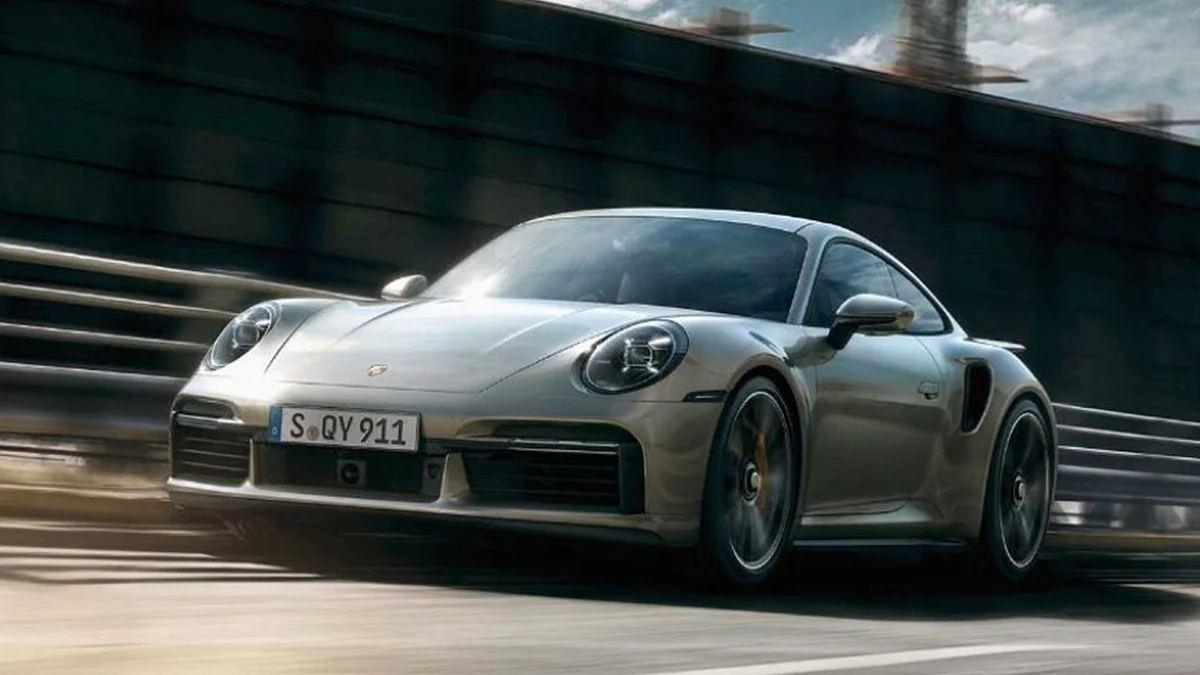 بورشه 911 تيربو إس 2021 كوبيه وكابريوليه تظهر بقوة أكبر