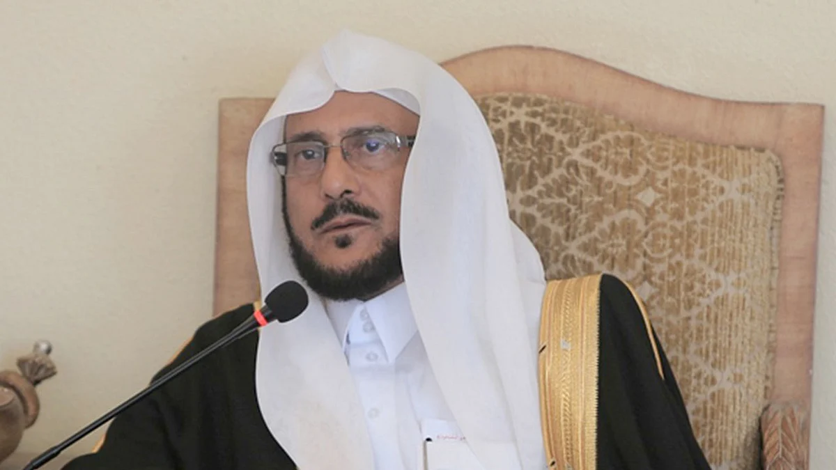 رسميًا.. بدء وقف الصلاة في المساجد وإلزام المؤذنين بالأذان