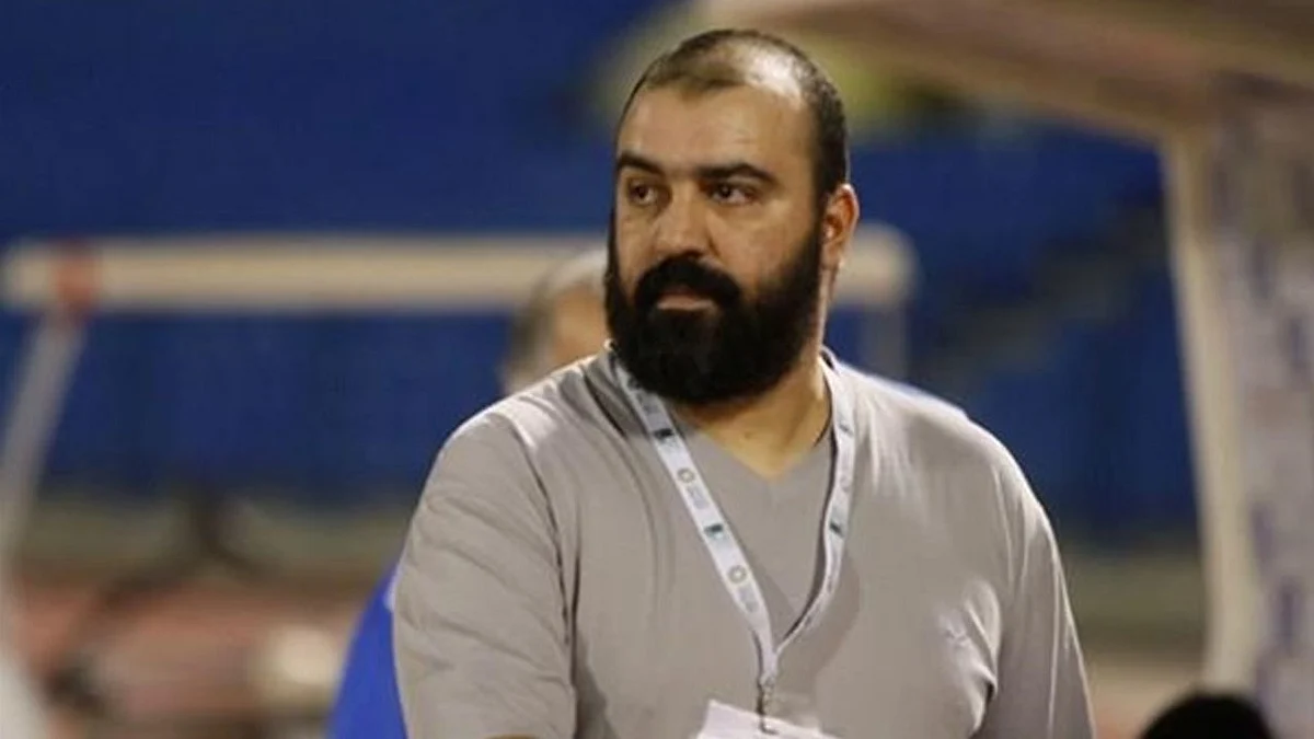 مدرب الخليج يتمنى إلغاء الدوري السعودي والعودة إلى بلاده