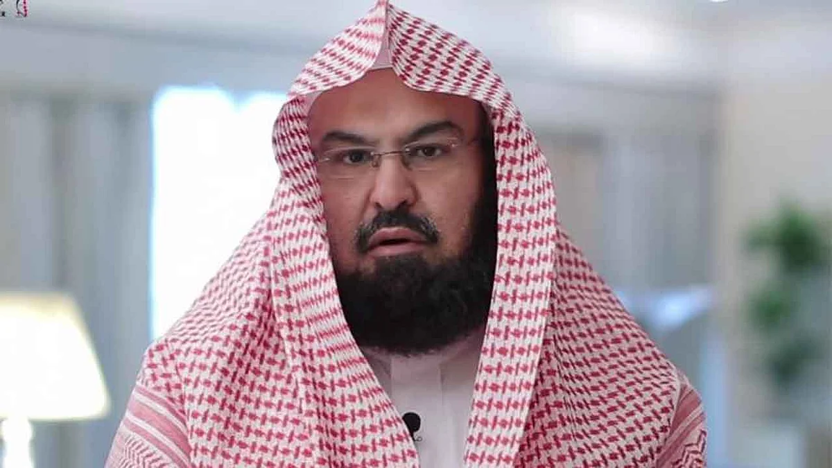السديس: إطلاق صاروخين على الرياض وجازان في الأوضاع الراهنة ترويع للآمنين من أناس لا يخافون الله