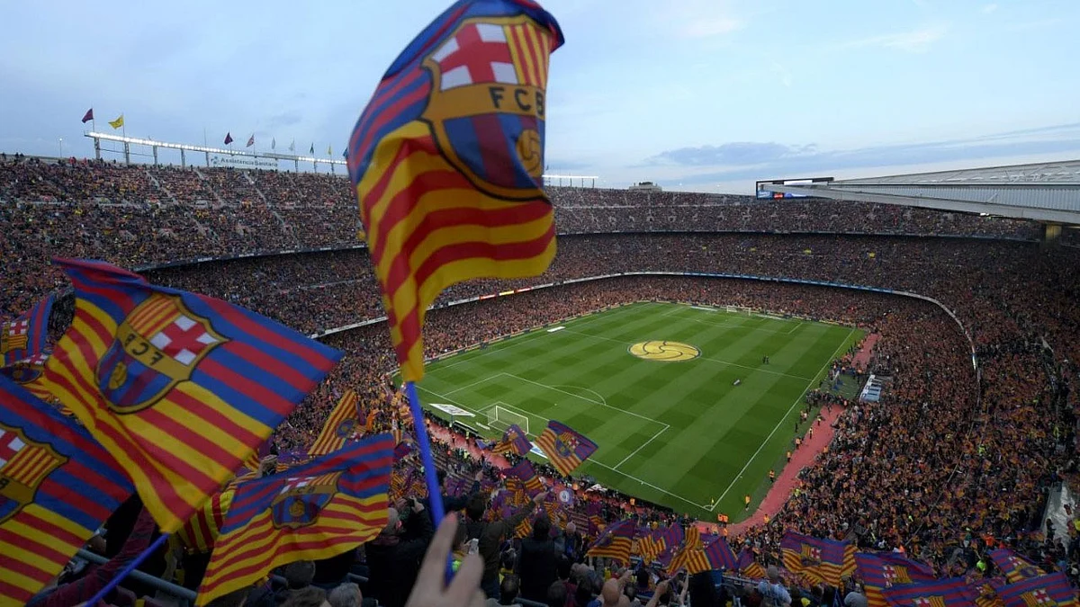 طوفان الخسائر يحاصر برشلونة بسبب توقف النشاط