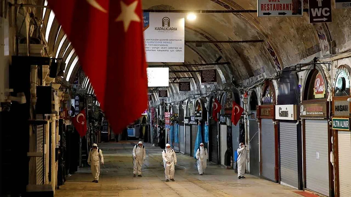 تركيا تسجل 73 وفاة جديدة بكورونا وأكثر من 3 آلاف مصاب
