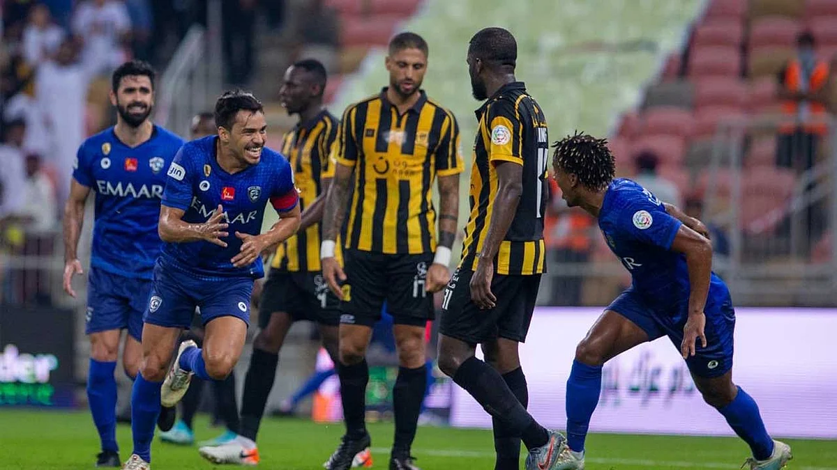 عضو الاتحاد السابق يطالب بحسم لقب الدوري لصالح الهلال