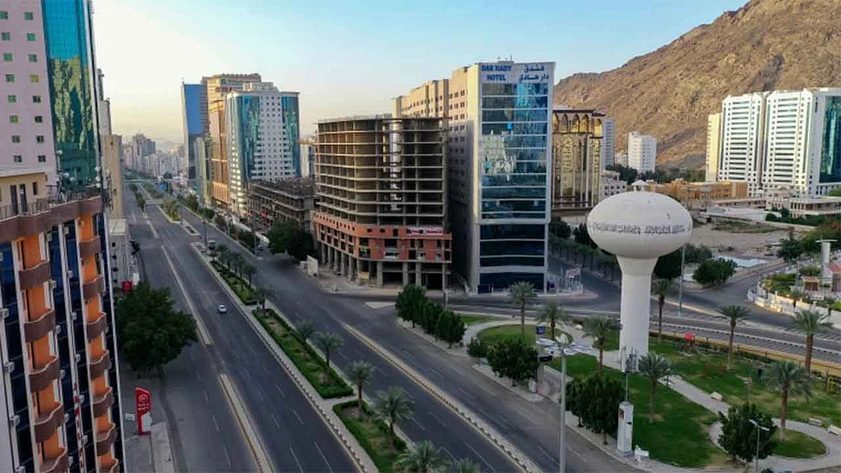 أخبار السعودية اليوم.. مبادرات من القوات المسلحة لدعم الصحة في مواجهة كورونا.. والحرس الوطن يشارك في تطبيق منع التجول بمكة