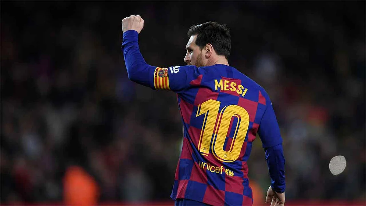 مدرب برشلونة يؤكد ثقته في بقاء ميسي داخل قلعة «كامب نو»