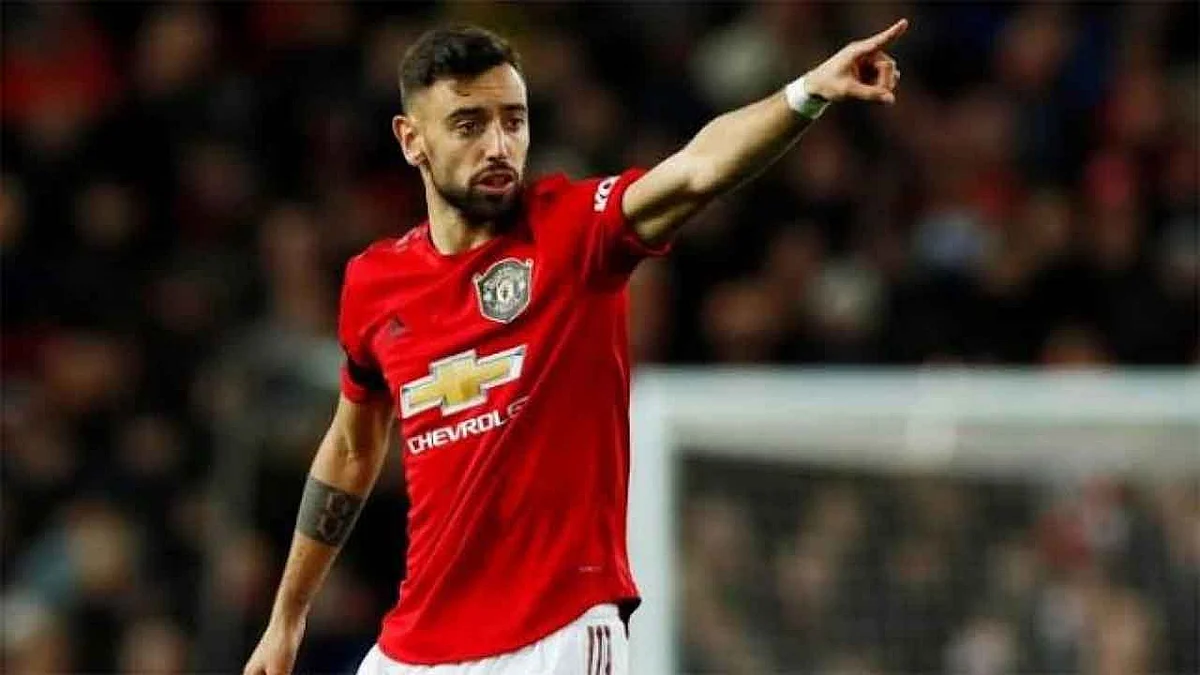 برونو فيرنانديز: أرغب في التتويج بكل الألقاب مع مانشستر يونايتد