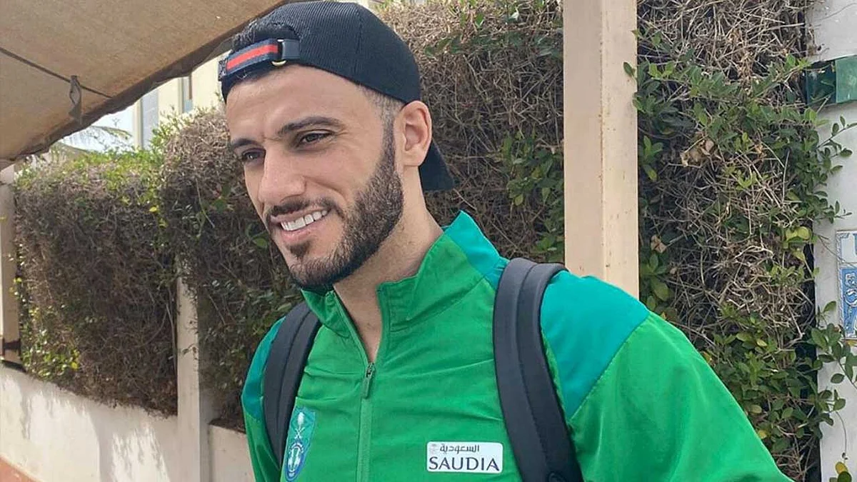 السومة يبعث رسالة إلى الأهلي من «العزل المنزلي»