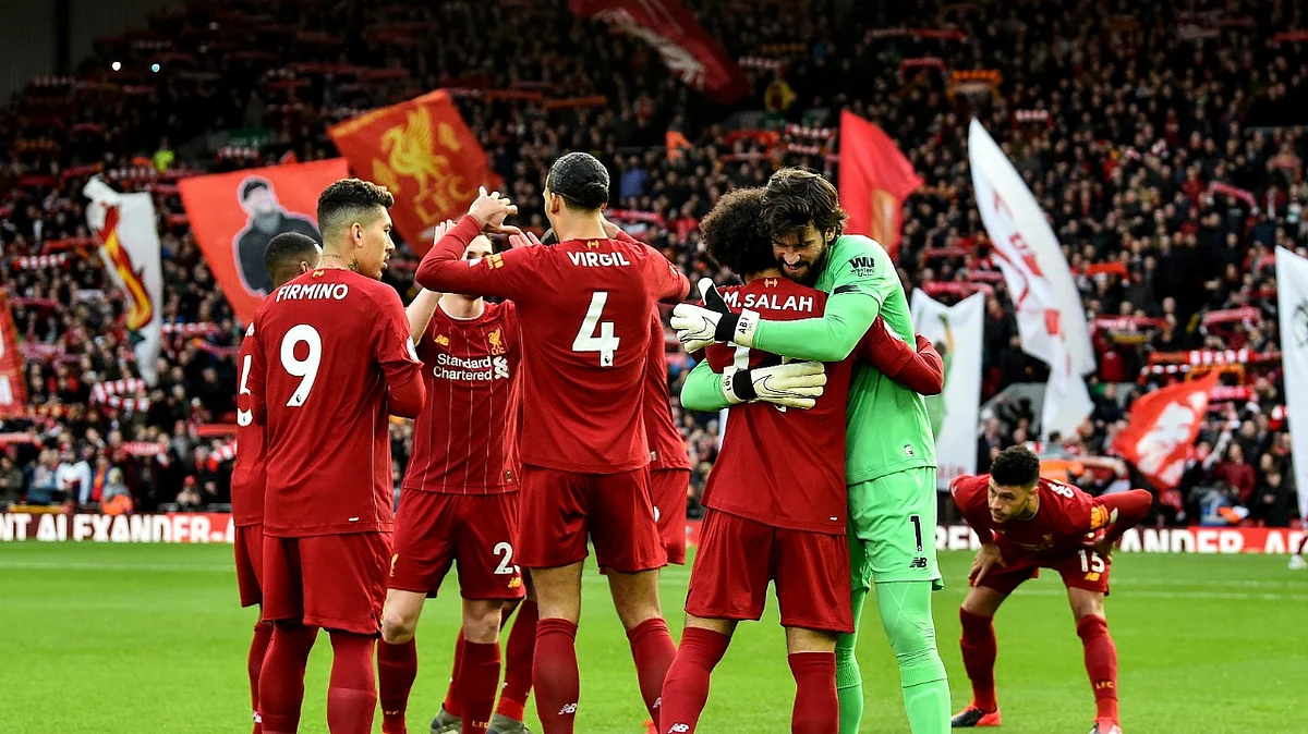 ليفربول يتبع «استراتيجية تشيلسي» في الحرب على كورونا