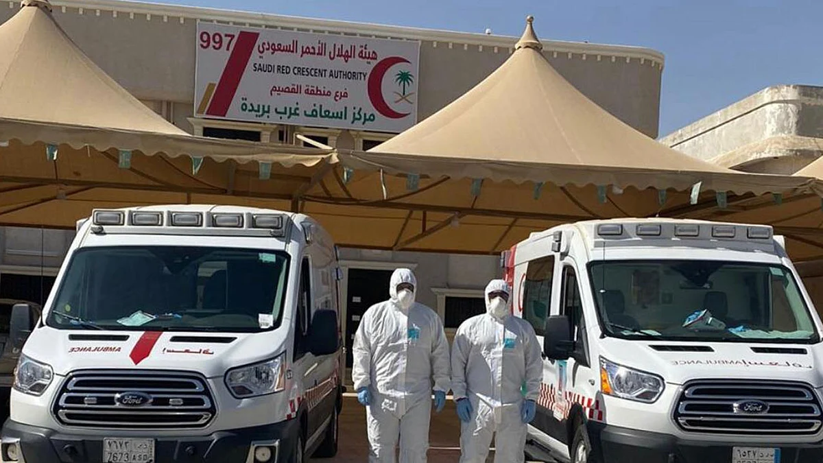 بالصور.. الهلال الأحمر بالقصيم يستقبل 29 ألف مكالمة منذ بدء «منع التجول»