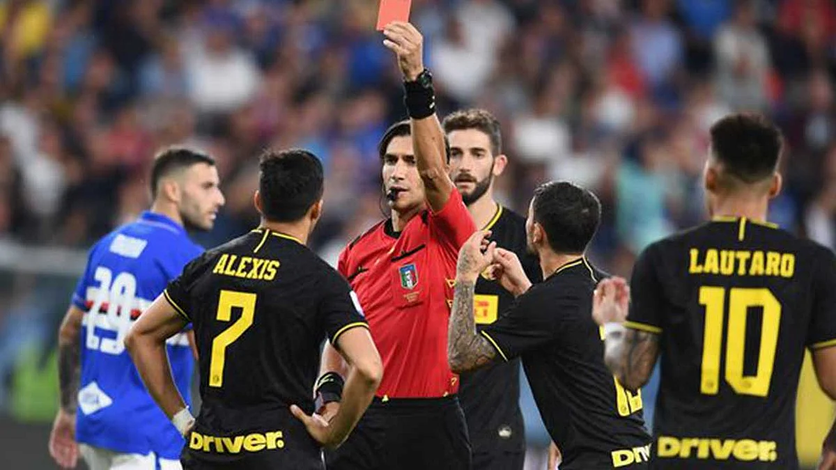 آخر العائدين.. «الطفل العجيب» يستجيب لنداء إنترميلان