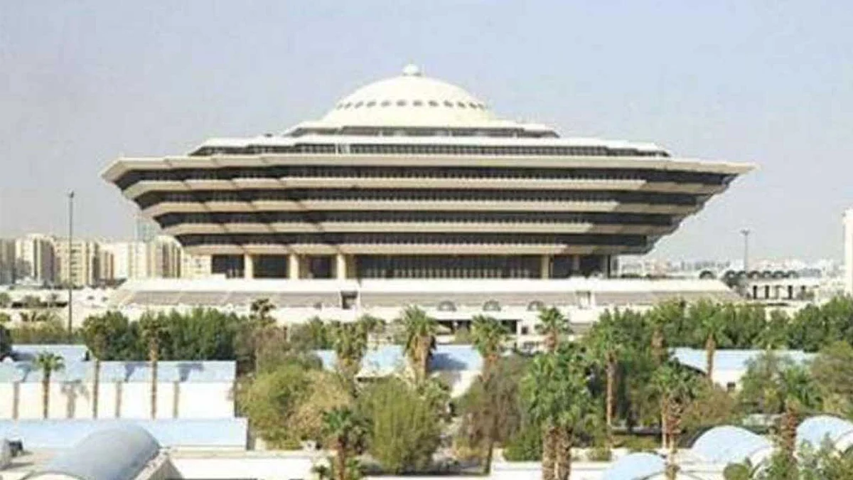الداخلية: تعديل أوقات فتح نشاط المطاعم في رمضان لتكون من 3 عصرًا حتى 3 فجرًا