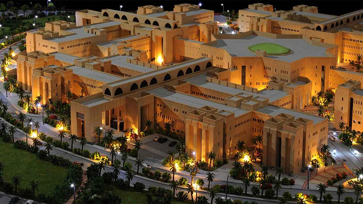 جامعة القصيم تبحث «تضمين جائحة كورونا» بالمناهج العلمية
