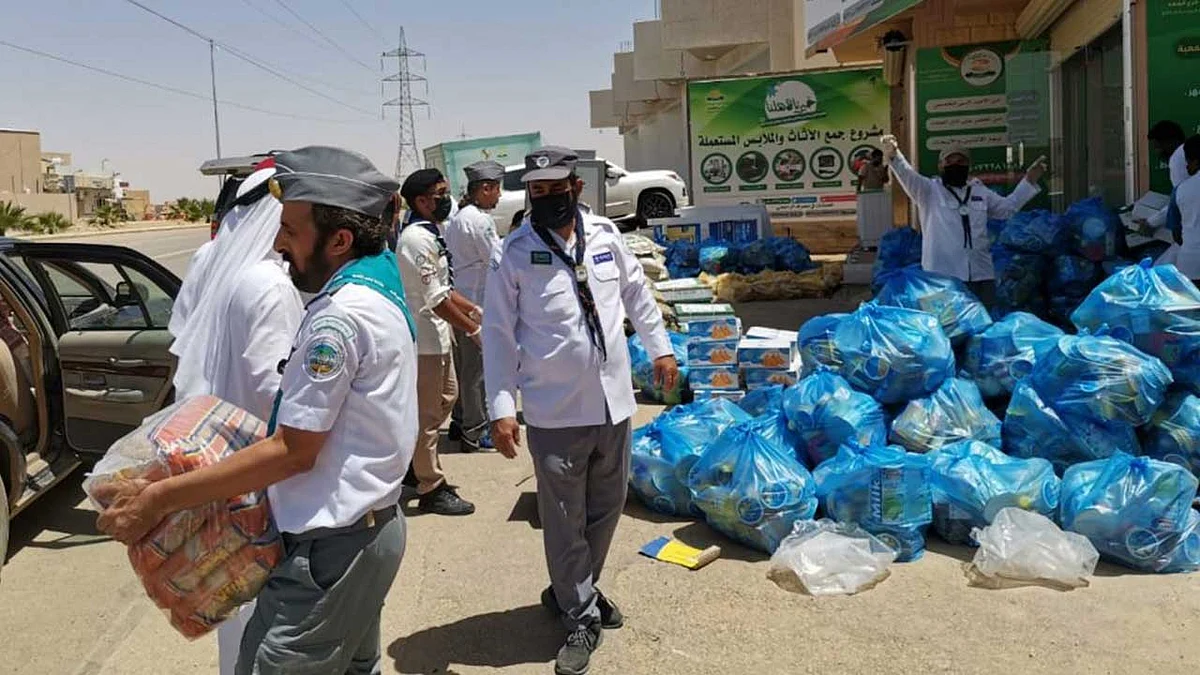 بالصور.. «كشافة تعليم القصيم» تجهز سلال رمضانية لمواجهة آثار كورونا