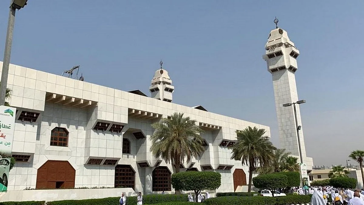 مسجد التنعيم.. معلم تاريخي رغم اختلاف الروايات حول التسمية