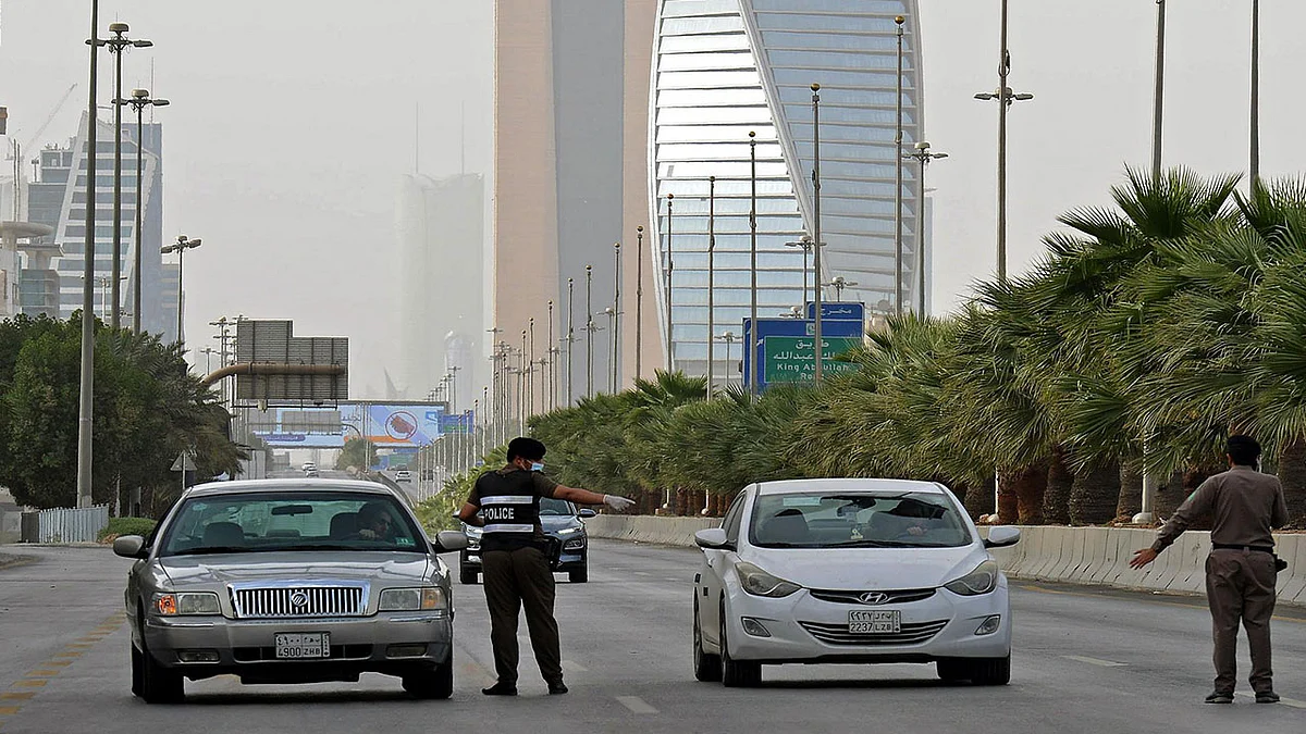 توجيهات جديدة لمنع استغلال تصاريح التجول لمناديب توصيل الطلبات