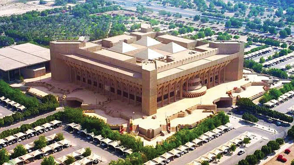 شاهد بالفيديو.. أماكن الحجر الصحي المخصصة لمصابي كورونا بمدينة ينبع الصناعية