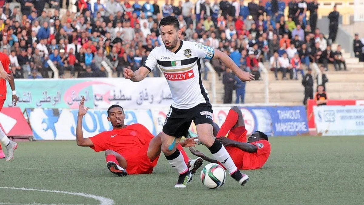 تسريبات «تلاعب النتائج» تثير الجدل في الدوري الجزائري
