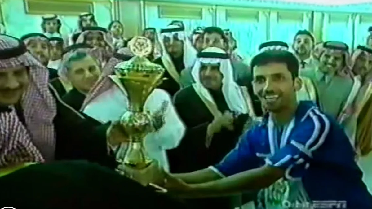 بالفيديو.. الهلال يحتفي بـ «فوز عربي» على النصر قبل 20 عامًا