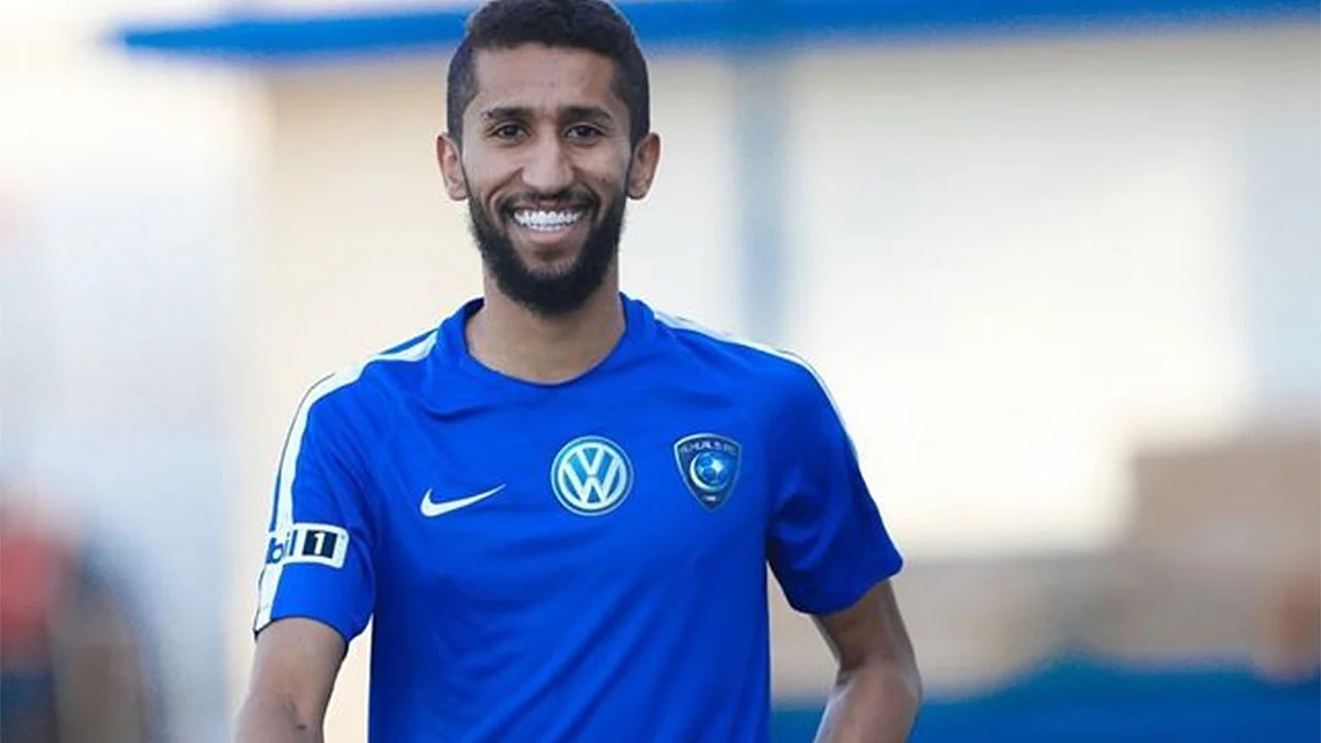 العابد يثير حنين قائد الهلال إلى العشب الأخضر