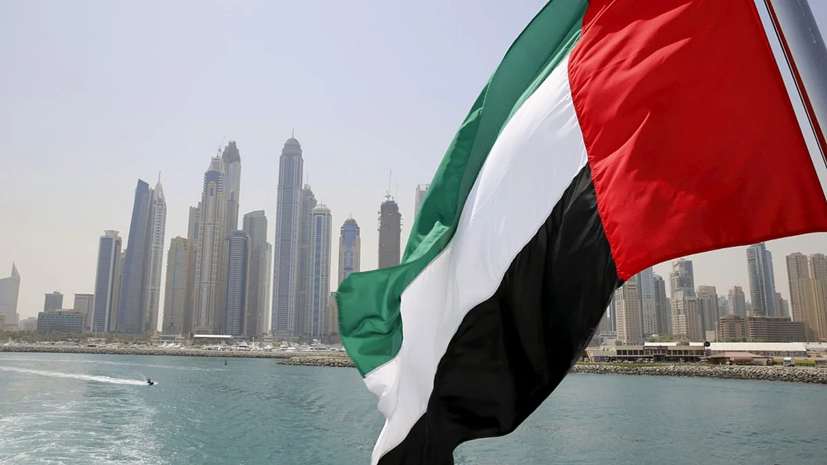 الإمارات تشيد بقرار السعودية المنظم لموسم الحج الجديد