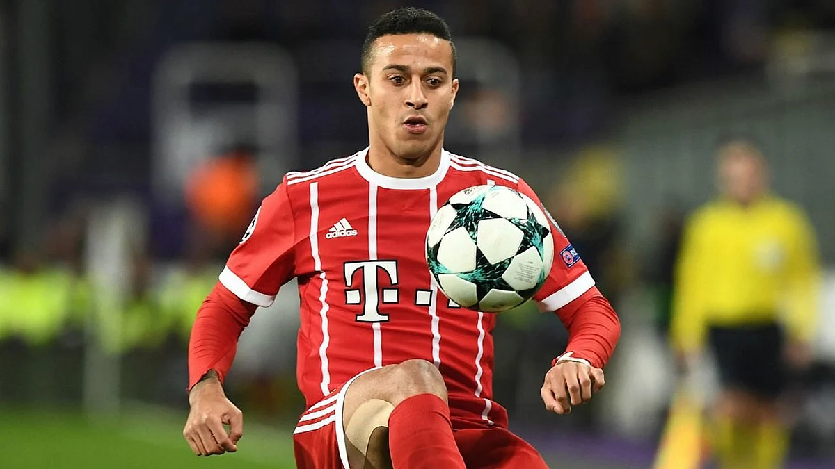 تياجو يعود للتدريبات الخفيفة وينتظر اللحاق بنهائي كأس ألمانيا