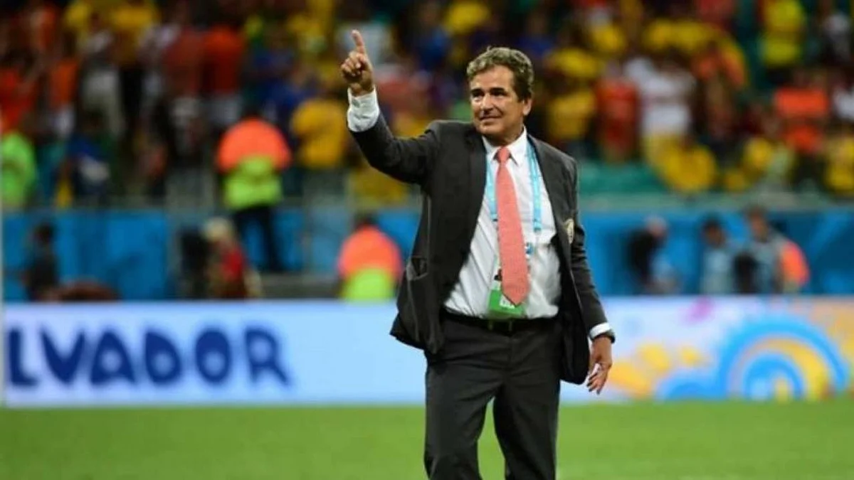 الكولومبي بينتو يكشف عن توقيعه عقدًا مبدئيًا لتدريب منتخب الإمارات
