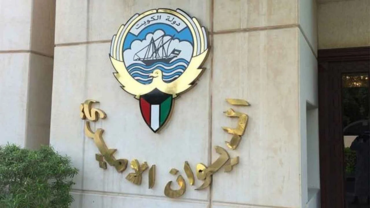 أمن الدولة الكويتي يستدعي مبارك الدويلة على خلفية «لقاء القذافي المسرَّب»