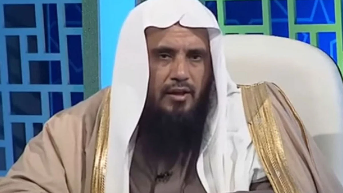 «الخثلان» يوضح حكم اجتماع صلاة الجمعة مع العيد