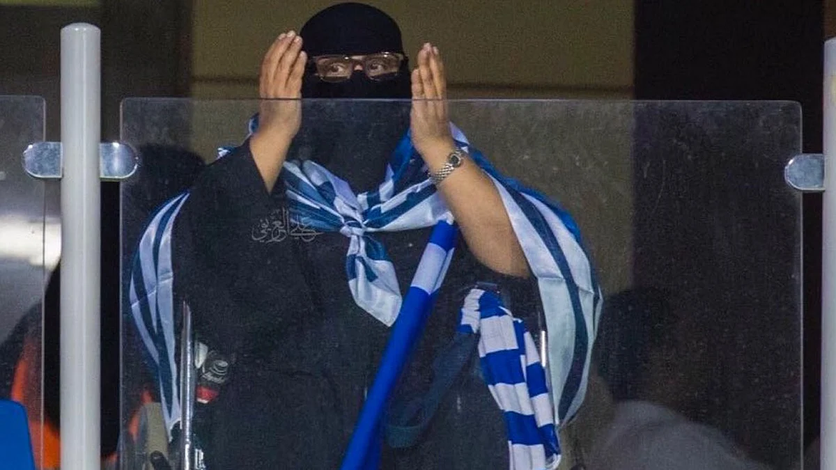 وفاة «أم الهلاليين».. هل أنهى «كورونا» حياة مشجعة الزعيم؟