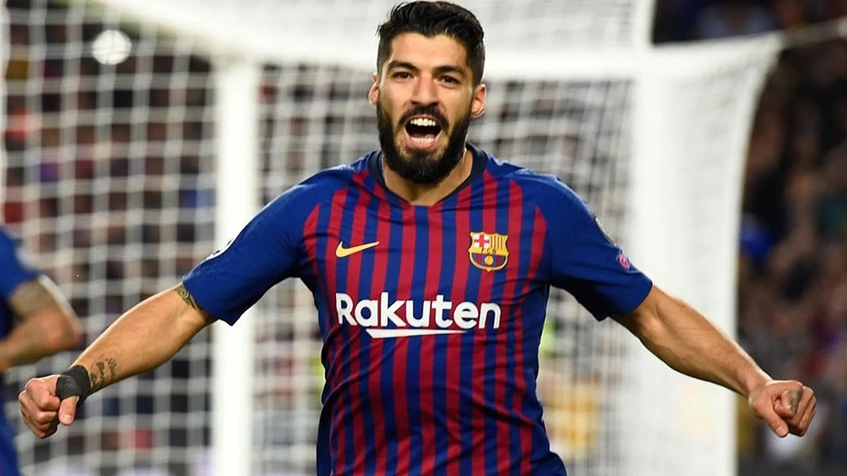 أتلتيكو مدريد وليستر سيتي يدخلان سباق الحصول على سواريز