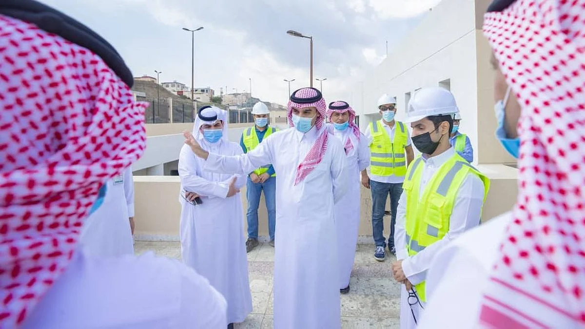 وزير الرياضة يُعلن تدشين 12 ملعبًا رديفًا ويبحث التحديات التي تواجه الرياضيين