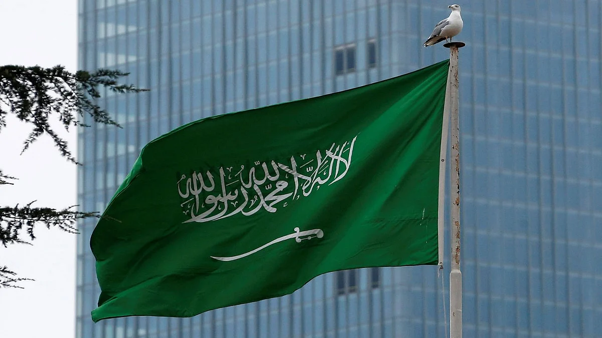 أخبار السعودية اليوم.. تعليق من «التعليم» حول تعطل منصة مدرستي .. و«الصحة» تزف خبرًا سارًّا بشأن إصابات كورونا بالمملكة