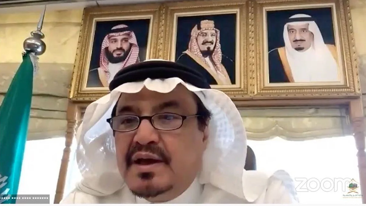 عودة المعتمرين قريبًا.. وفيديو لوزير الحج يحدد موقف الشركات