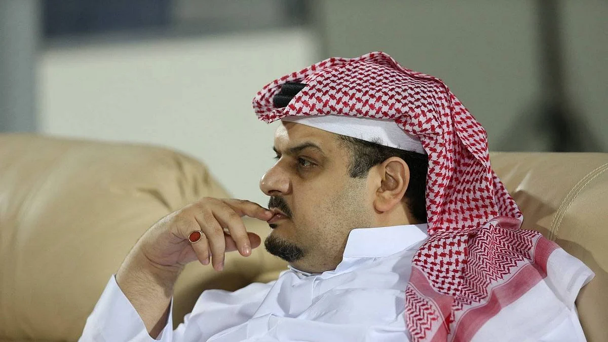 «مهزلة المهازل».. رئيس الهلال السابق يفتح النار على الاتحاد الآسيوي