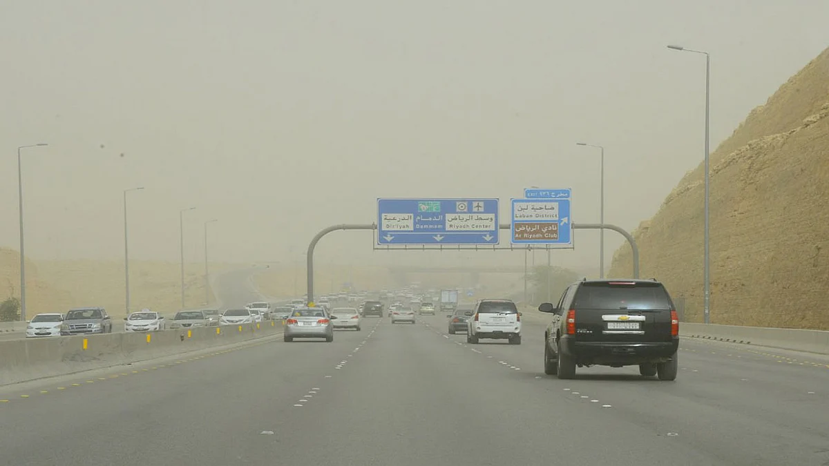 «الحصيني» يتوقع خريطة الرياح والأمطار خلال الساعات القادمة