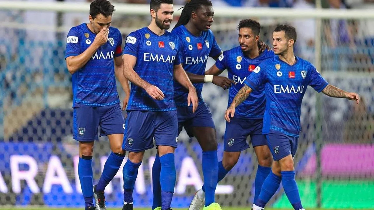 بعد أنباء تعاقده بالقاهرة.. هل يرحل عمر خربين عن الهلال؟ الزمالك يوضح