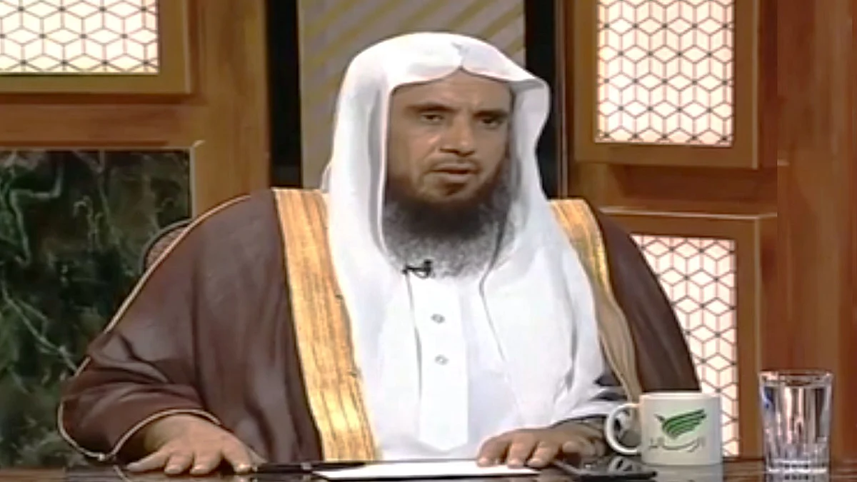 بالفيديو.. «الخثلان»: السبحة والجوال أثناء خطبة الجمعة كـ«مس الحصى»