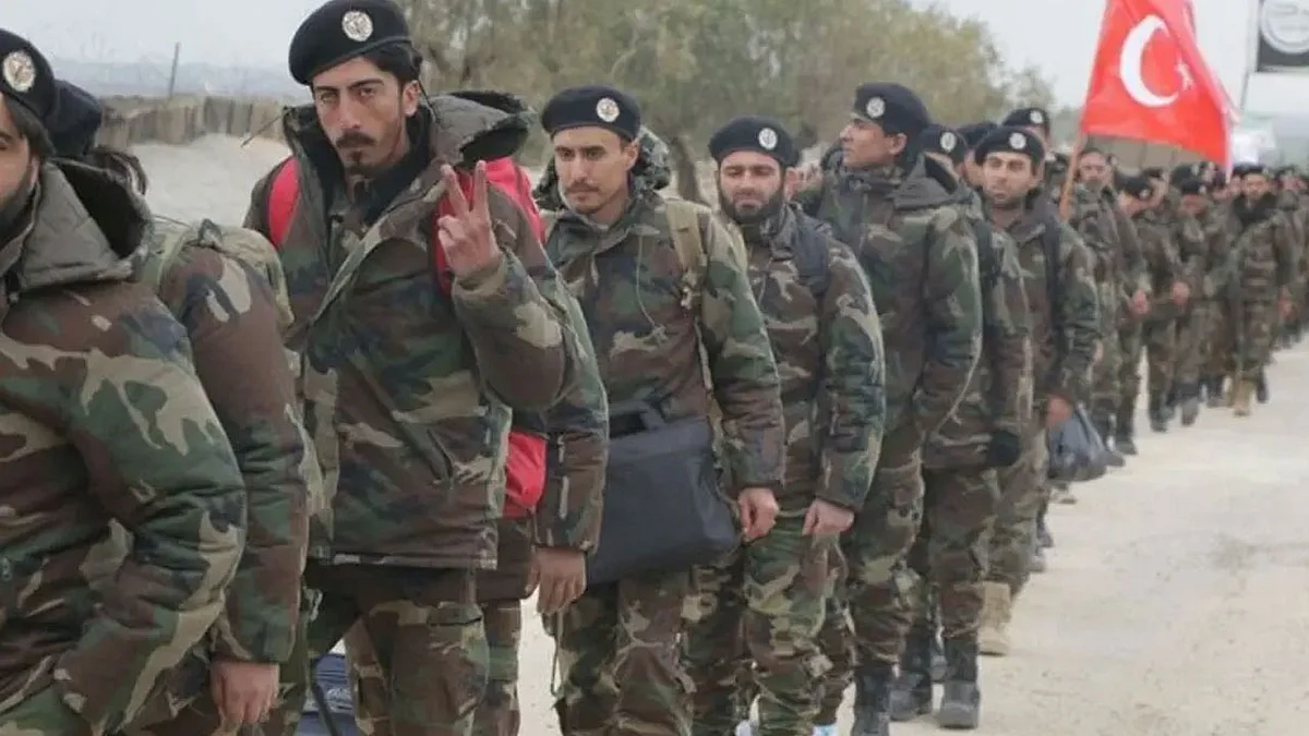 فيديو جديد.. أحد مرتزقة أردوغان يتجول بين الجثث ويوجه شتائم قبيحة للقتلى الأرمن