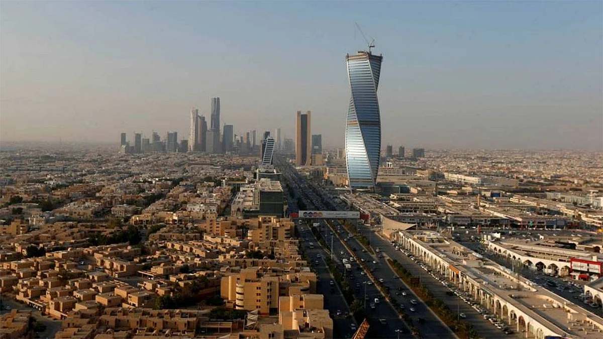 أخبار السعودية اليوم.. طائرات أرامكو تشارك في إخماد حريق تنومة.. ووالدة مفقودة الشوقية بمكة تكشف ملابسات اختفاء ابنتها