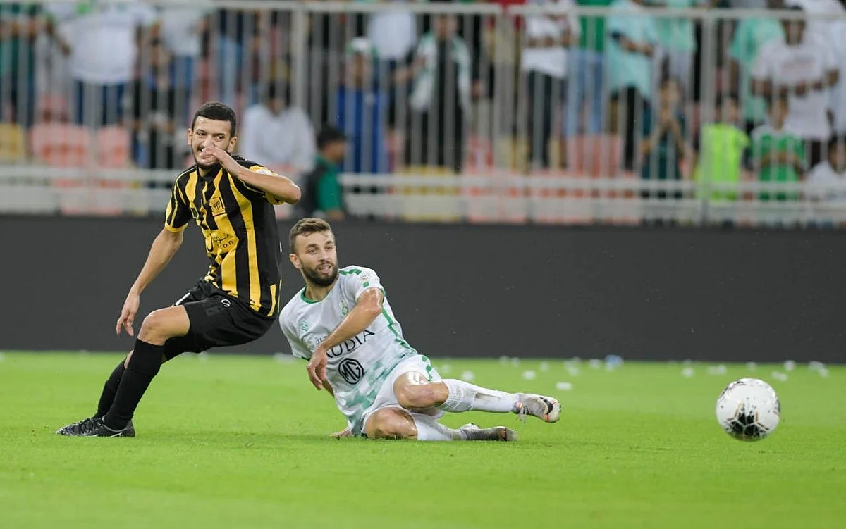 12 لاعبًا يشاركون للمرة الأولى في ديربي جدة بين الاتحاد والأهلي