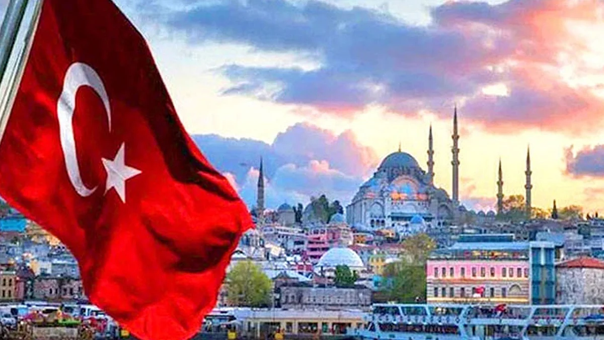 تركيا تفجّر الأوضاع مع اليونان بقرار استفزازي.. وأثينا تعلّق