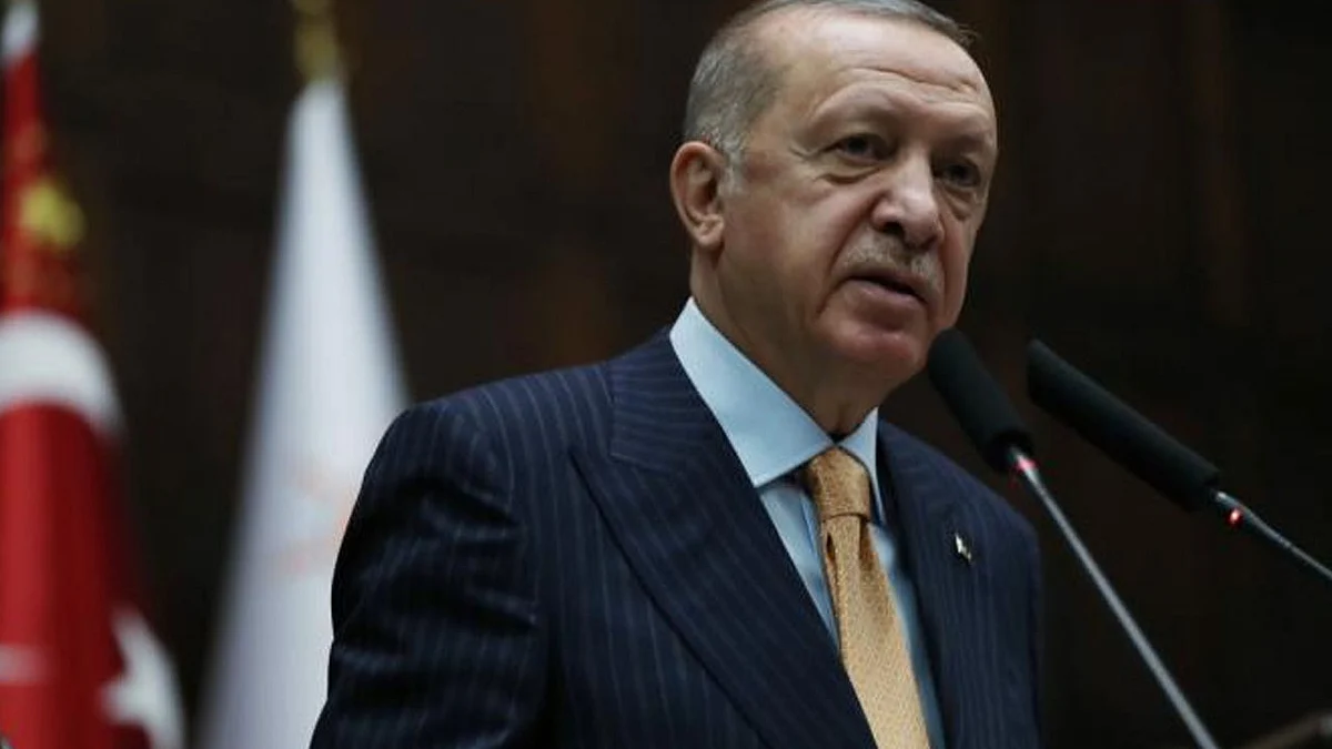 فرنسا تطالب أردوغان بالرد على تصريحاته المشينة.. وتلزمه بإيضاحات حول كاراباخ