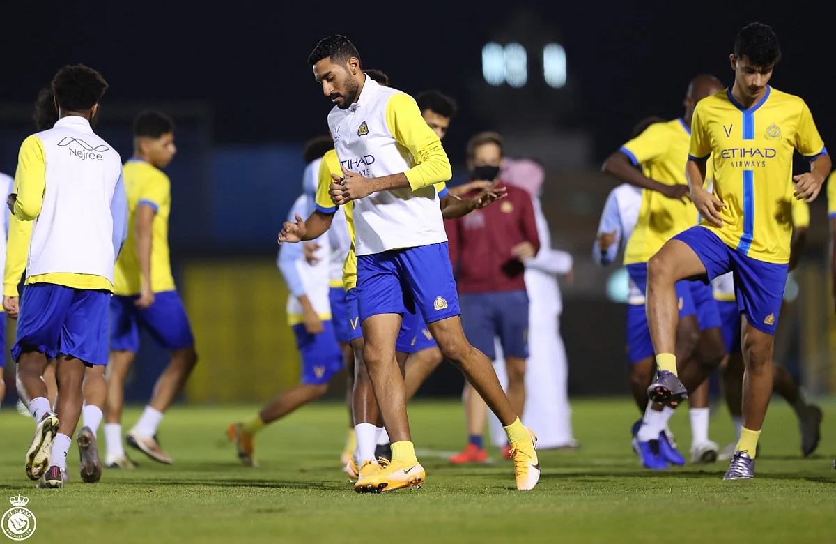 النصر يبحث عن الفوز الأول أمام القادسية.. والصدارة حائرة بين الفتح والشباب