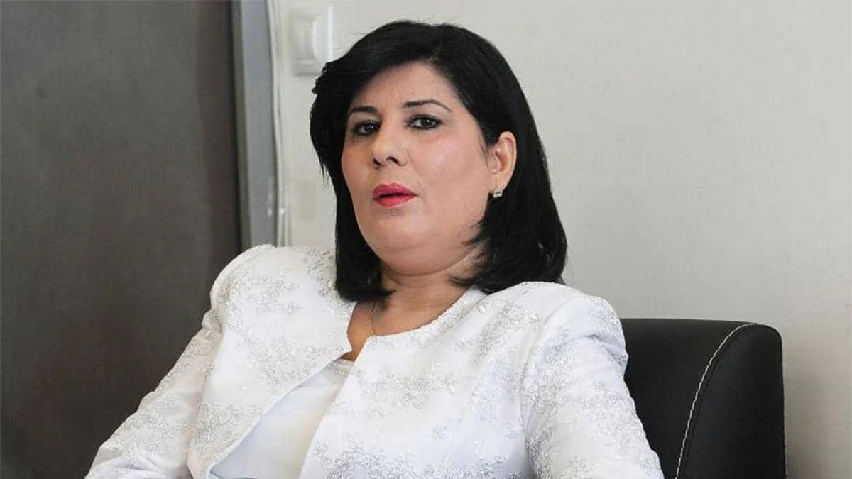 تشابك بالأيدى داخل برلمان تونس.. وعبير موسى: سبق أن حذرنا