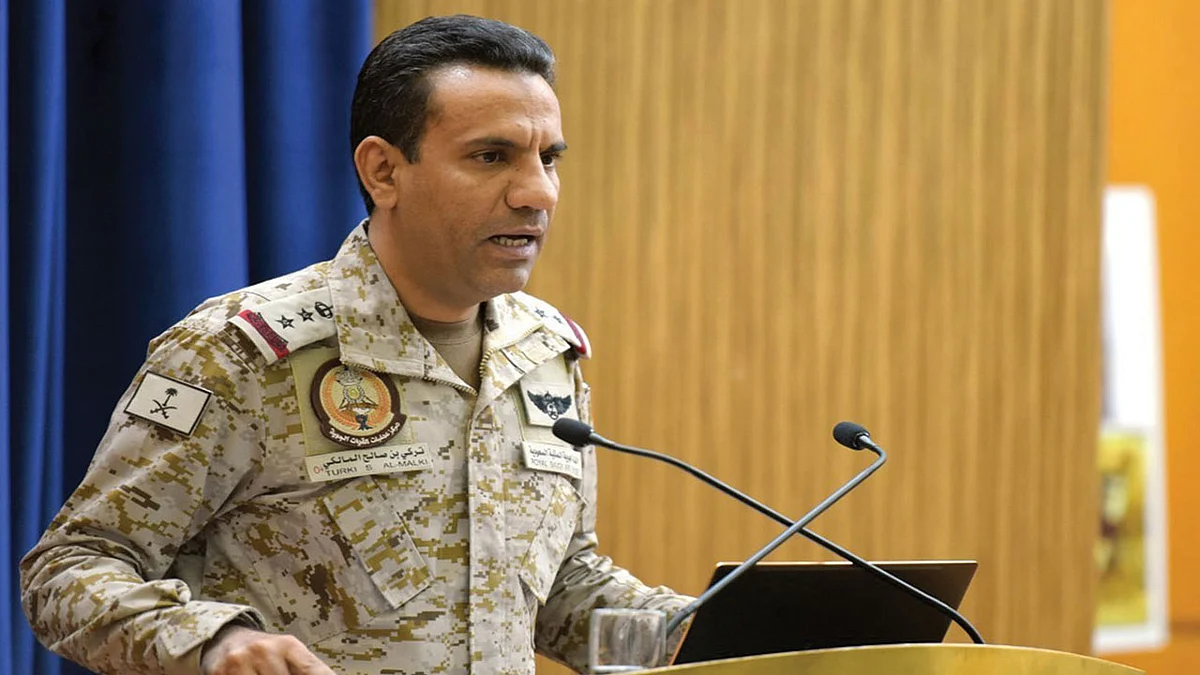 التحالف: تدمير زورقين مفخخين أطلقتهما ميليشيا الحوثي جنوب البحر الأحمر
